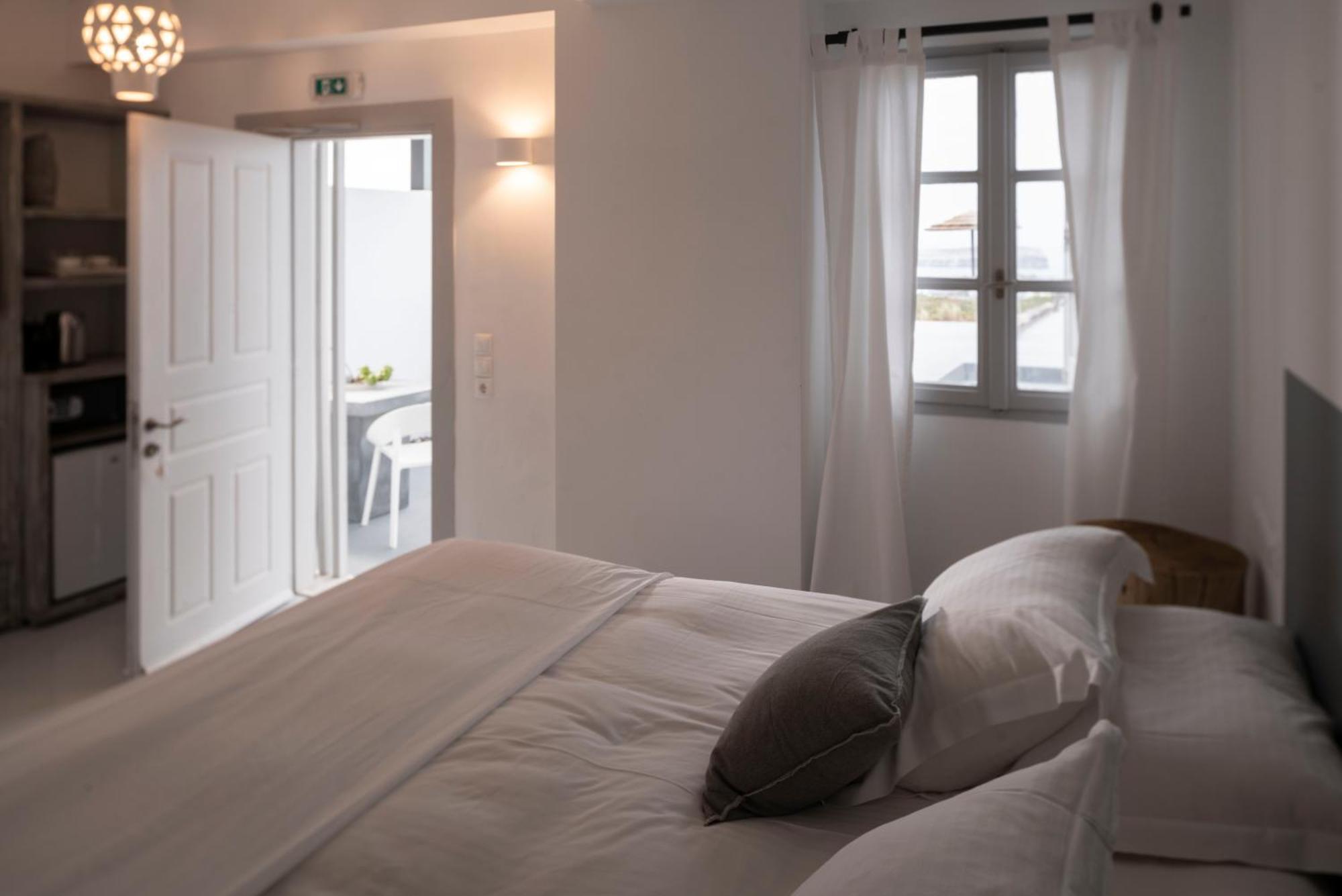 Coco-Mat Hotel Santorini Akrotírion 外观 照片